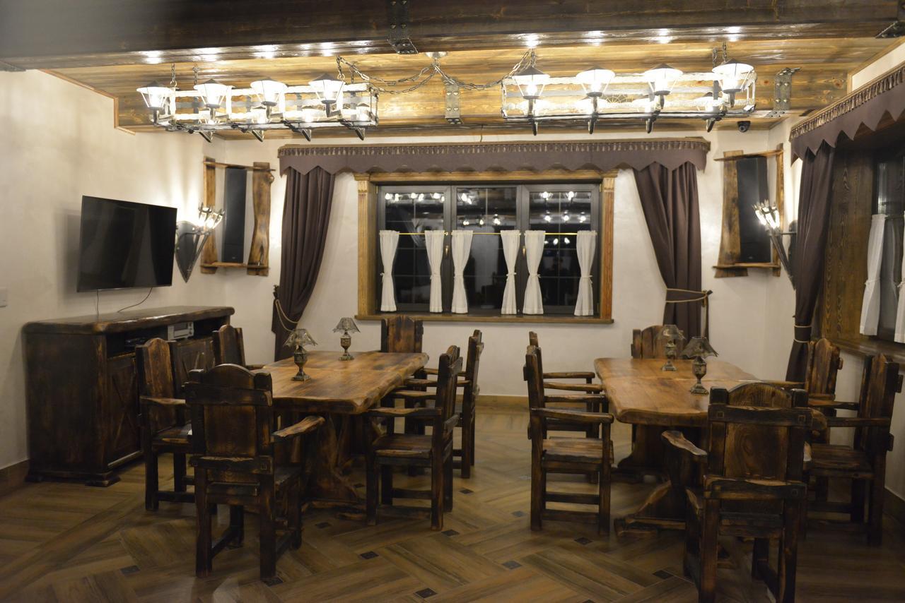 Folvark Gvozd Hotel Kamenyuky Exterior foto